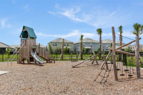 Casa en alquiler en Orlando, Florida, 5 dormitorios, 245.08 m2 № 1918464 - foto 24