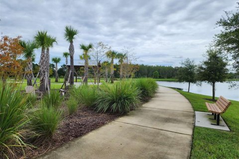Casa en alquiler en Orlando, Florida, 5 dormitorios, 245.08 m2 № 1918464 - foto 21