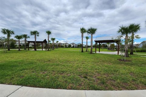 Casa en alquiler en Orlando, Florida, 5 dormitorios, 245.08 m2 № 1918464 - foto 22