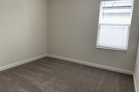 Casa en alquiler en Orlando, Florida, 5 dormitorios, 245.08 m2 № 1918464 - foto 15