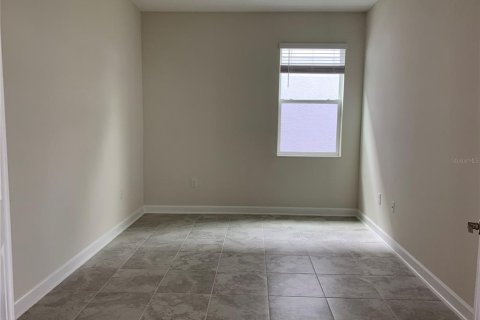 Casa en alquiler en Orlando, Florida, 5 dormitorios, 245.08 m2 № 1918464 - foto 7