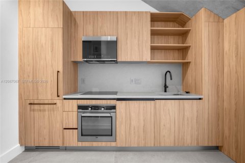 Condominio en alquiler en Miami, Florida, 3 dormitorios, 90.39 m2 № 2356772 - foto 11