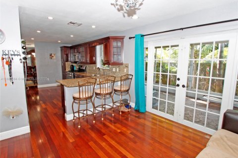 Casa en alquiler en Cutler Bay, Florida, 4 dormitorios, 174.66 m2 № 1977867 - foto 13