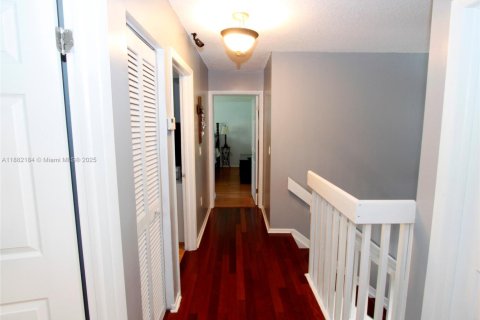 Casa en alquiler en Cutler Bay, Florida, 4 dormitorios, 174.66 m2 № 1977867 - foto 27