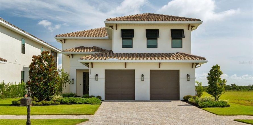 House in Montverde, Florida 4 bedrooms, 298.03 sq.m. № 1834940