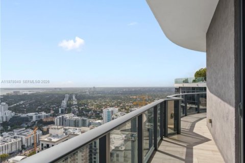 Снять в аренду кондоминиум в Майами, Флорида 3 спальни, 140.93м2, № 2044698 - фото 4