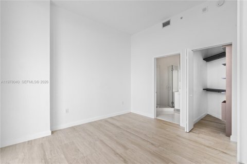 Снять в аренду кондоминиум в Майами, Флорида 3 спальни, 140.93м2, № 2044698 - фото 8