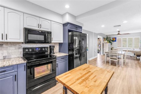 Copropriété à vendre à Saint Petersburg, Floride: 2 chambres, 138.89 m2 № 2431609 - photo 13