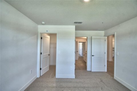 Villa ou maison à vendre à Auburndale, Floride: 4 chambres, 204.38 m2 № 2215215 - photo 18
