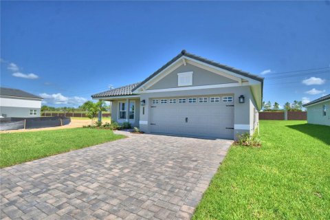 Villa ou maison à vendre à Auburndale, Floride: 4 chambres, 204.38 m2 № 2215215 - photo 3