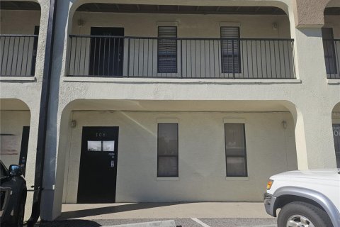 Commercial property in Orlando, Florida 55.74 sq.m. № 1564592 - photo 1