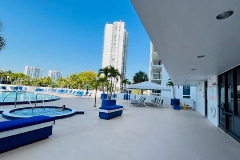 Copropriété à vendre à Aventura, Floride: 2 chambres, 101.45 m2 № 1754388 - photo 28