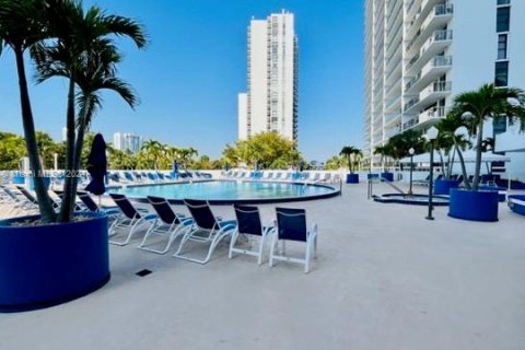 Copropriété à vendre à Aventura, Floride: 2 chambres, 101.45 m2 № 1754388 - photo 26