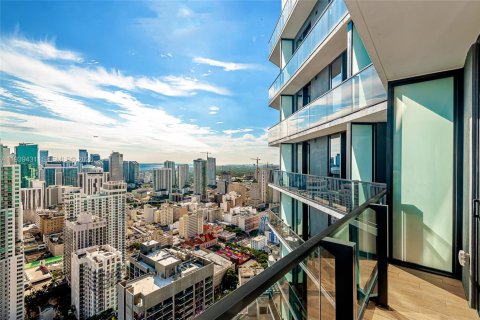 Купить кондоминиум в Майами, Флорида 31.68м2, № 1997433 - фото 2