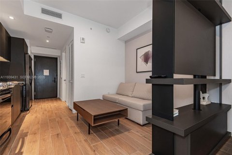 Купить кондоминиум в Майами, Флорида 31.68м2, № 1997433 - фото 15