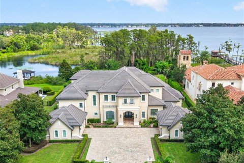 House in Windermere, Florida 7 bedrooms, 810.29 sq.m. № 2393648