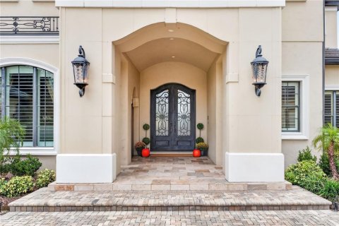 House in Windermere, Florida 7 bedrooms, 810.29 sq.m. № 2393648 - photo 4