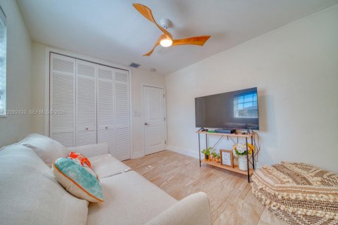 Casa en venta en Cutler Bay, Florida, 4 dormitorios, 159.61 m2 № 2377316 - foto 22