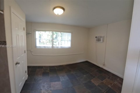 Villa ou maison à louer à Fort Lauderdale, Floride: 4 chambres, 130.43 m2 № 2000426 - photo 10