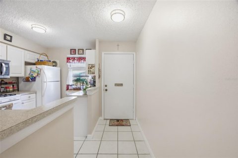 Copropriété à vendre à Clearwater, Floride: 2 chambres, 82.31 m2 № 2101869 - photo 4