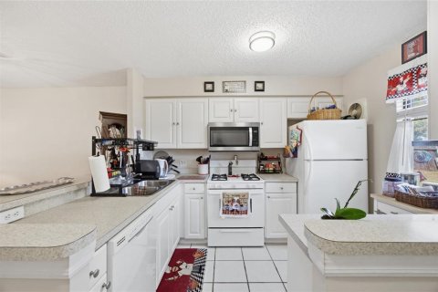 Copropriété à vendre à Clearwater, Floride: 2 chambres, 82.31 m2 № 2101869 - photo 6