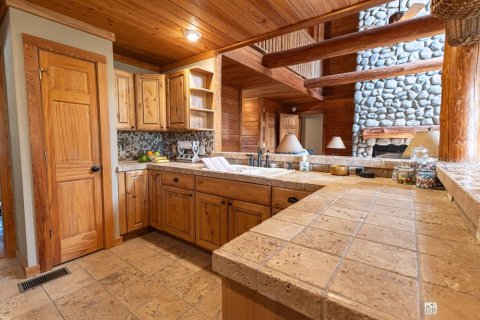 Купить виллу или дом в Бушнелл, Флорида 11 комнат, 219.9м2, № 1644405 - фото 17