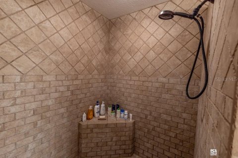 Купить виллу или дом в Бушнелл, Флорида 11 комнат, 219.9м2, № 1644405 - фото 27