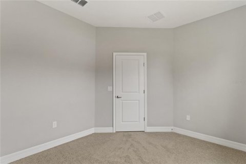 House in Apopka, Florida 4 bedrooms, 143.16 sq.m. № 1767704 - photo 16