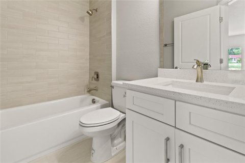 House in Apopka, Florida 4 bedrooms, 143.16 sq.m. № 1767704 - photo 19