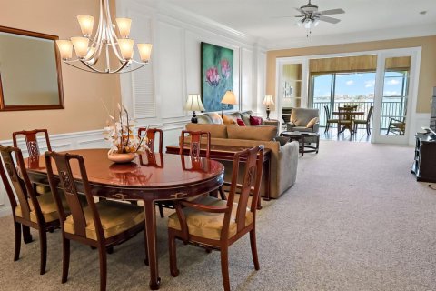 Condo in St. Lucie, Florida, 2 bedrooms  № 2088350 - photo 3