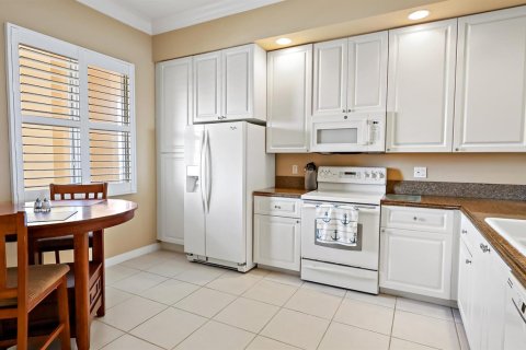 Condo in St. Lucie, Florida, 2 bedrooms  № 2088350 - photo 8