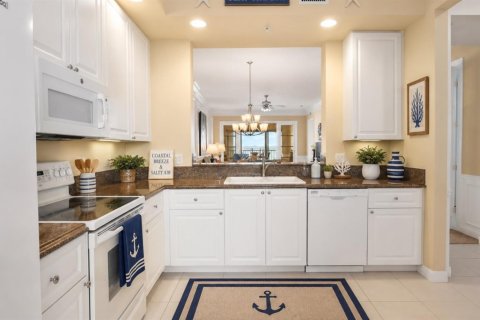 Condo in St. Lucie, Florida, 2 bedrooms  № 2088350 - photo 11