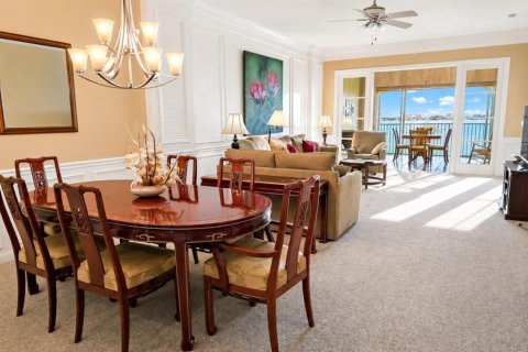 Condo in St. Lucie, Florida, 2 bedrooms  № 2088350 - photo 6