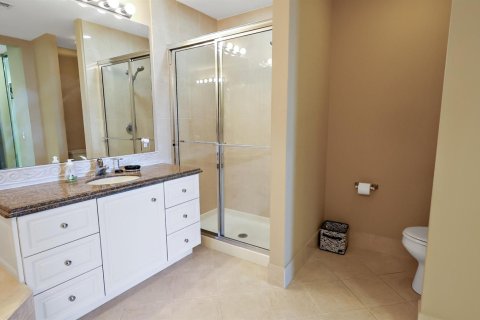 Condo in St. Lucie, Florida, 2 bedrooms  № 2088350 - photo 16