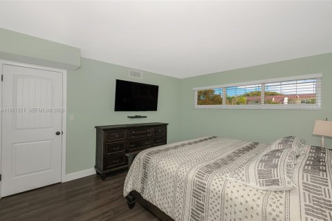 Copropriété à louer à Pembroke Pines, Floride: 2 chambres, 108.7 m2 № 2042205 - photo 24