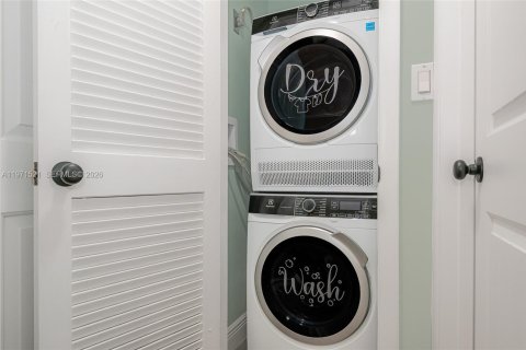 Copropriété à louer à Pembroke Pines, Floride: 2 chambres, 108.7 m2 № 2042205 - photo 22