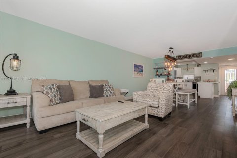 Copropriété à louer à Pembroke Pines, Floride: 2 chambres, 108.7 m2 № 2042205 - photo 4