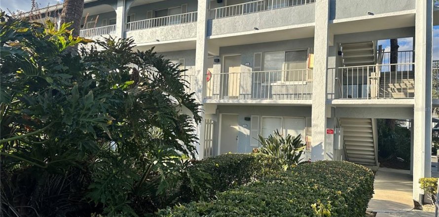 Condo in Altamonte Springs, Florida, 1 bedroom № 2143845