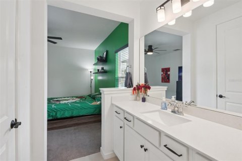 House in Riverview, Florida 5 bedrooms, 397.71 sq.m. № 2101108 - photo 25