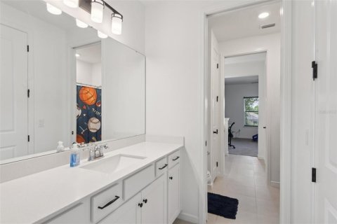 House in Riverview, Florida 5 bedrooms, 397.71 sq.m. № 2101108 - photo 26