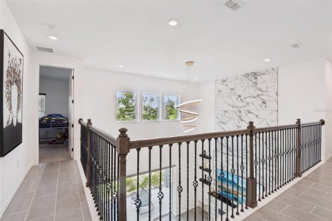House in Riverview, Florida 5 bedrooms, 397.71 sq.m. № 2101108 - photo 15