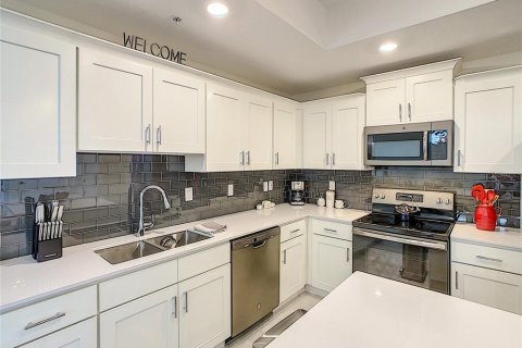 Condominio en venta en Kissimmee, Florida, 3 dormitorios, 123.47 m2 № 2210454 - foto 11