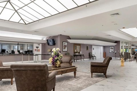 Condominio en venta en Sunrise, Florida, 1 dormitorio, 57.6 m2 № 2055569 - foto 24