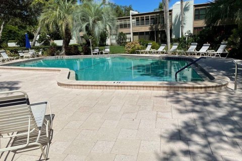 Copropriété à louer à Bradenton, Floride: 2 chambres, 87.33 m2 № 221536 - photo 15