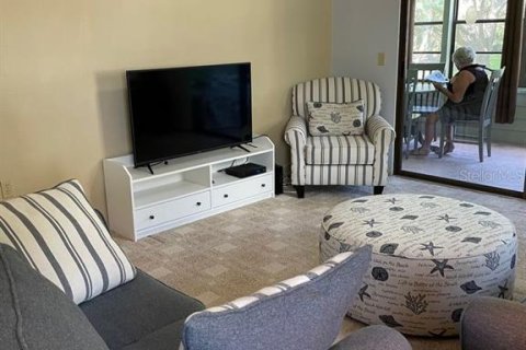 Copropriété à louer à Bradenton, Floride: 2 chambres, 87.33 m2 № 221536 - photo 6