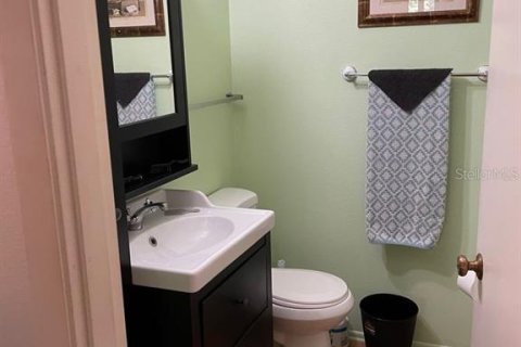 Copropriété à louer à Bradenton, Floride: 2 chambres, 87.33 m2 № 221536 - photo 12