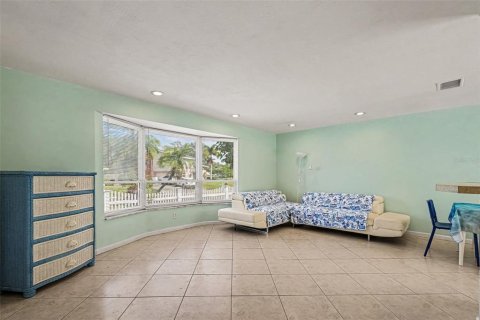 Villa ou maison à vendre à Seminole, Floride: 2 chambres, 102.94 m2 № 2436679 - photo 9