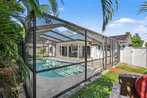 Villa ou maison à vendre à Seminole, Floride: 2 chambres, 102.94 m2 № 2436679 - photo 30