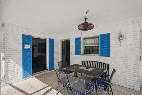 Villa ou maison à vendre à Seminole, Floride: 2 chambres, 102.94 m2 № 2436679 - photo 28