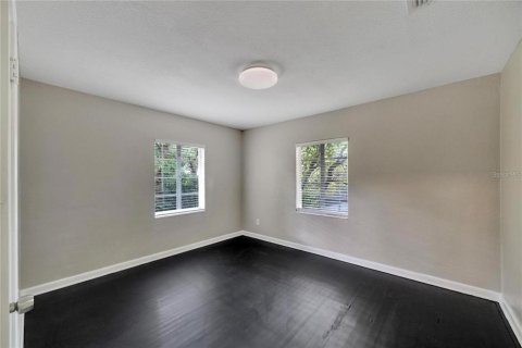 Villa ou maison à vendre à Tampa, Floride: 5 chambres, 198.07 m2 № 1680437 - photo 24
